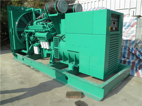 霞山发电车出租-柴油发电机组在使用的过程中应该做好哪些防护工作