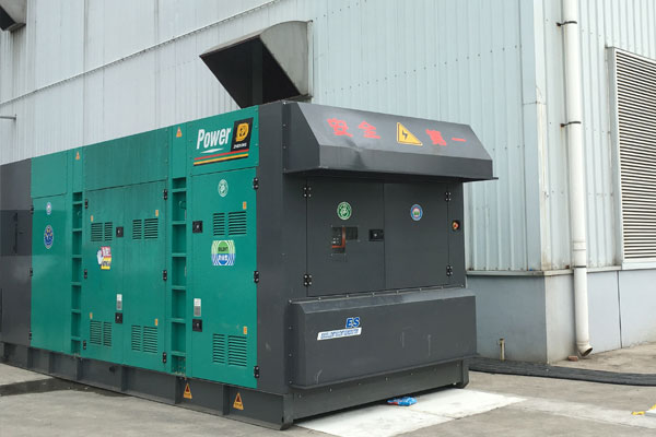 霞山燃油滤清器的更换流程是怎样的？