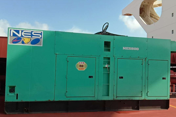 霞山如何检测发电机组中性点接地是否良好？