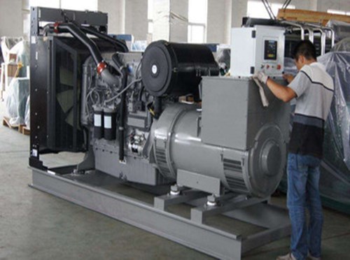 霞山柴油发电机组和储能设备配合使用的案例