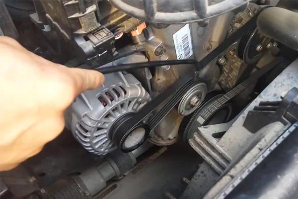 霞山转速传感器的工作原理是什么？