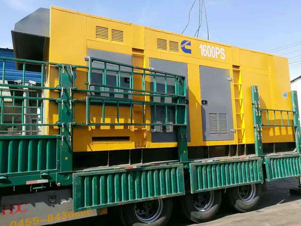 霞山测量水冷式机油散热器密封件尺寸时的注意事项有哪些？